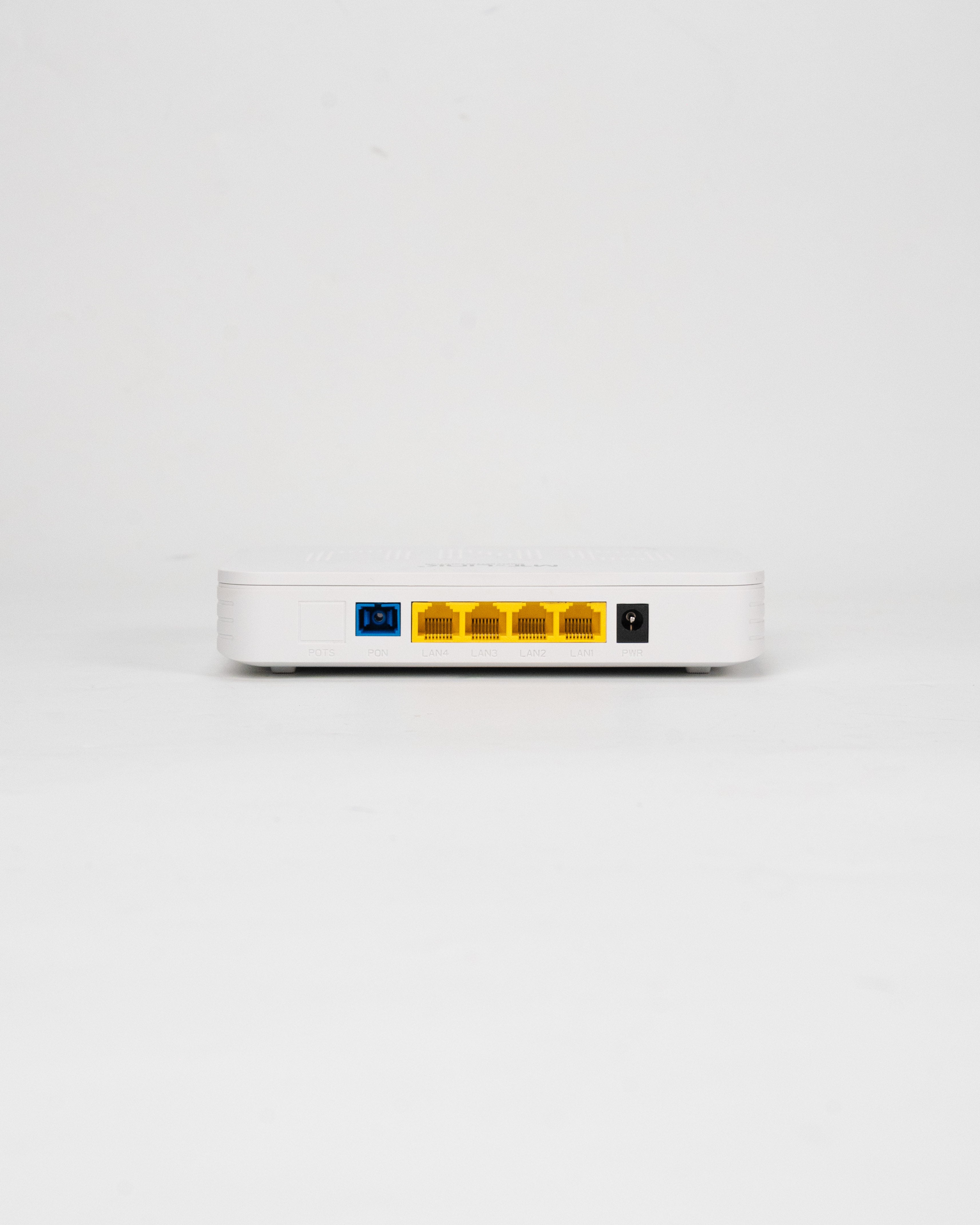 MT-1604 - 4*1000M Ethernet interface (RJ45)