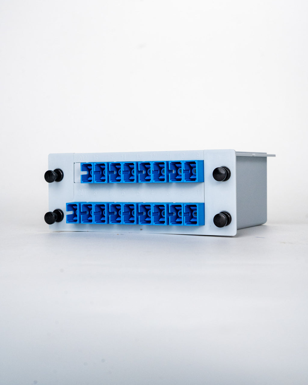 MT-PLC1+16C APC/UPC - MT-Link 1+16 Single-mode Planar Lightware Circuit Splitter