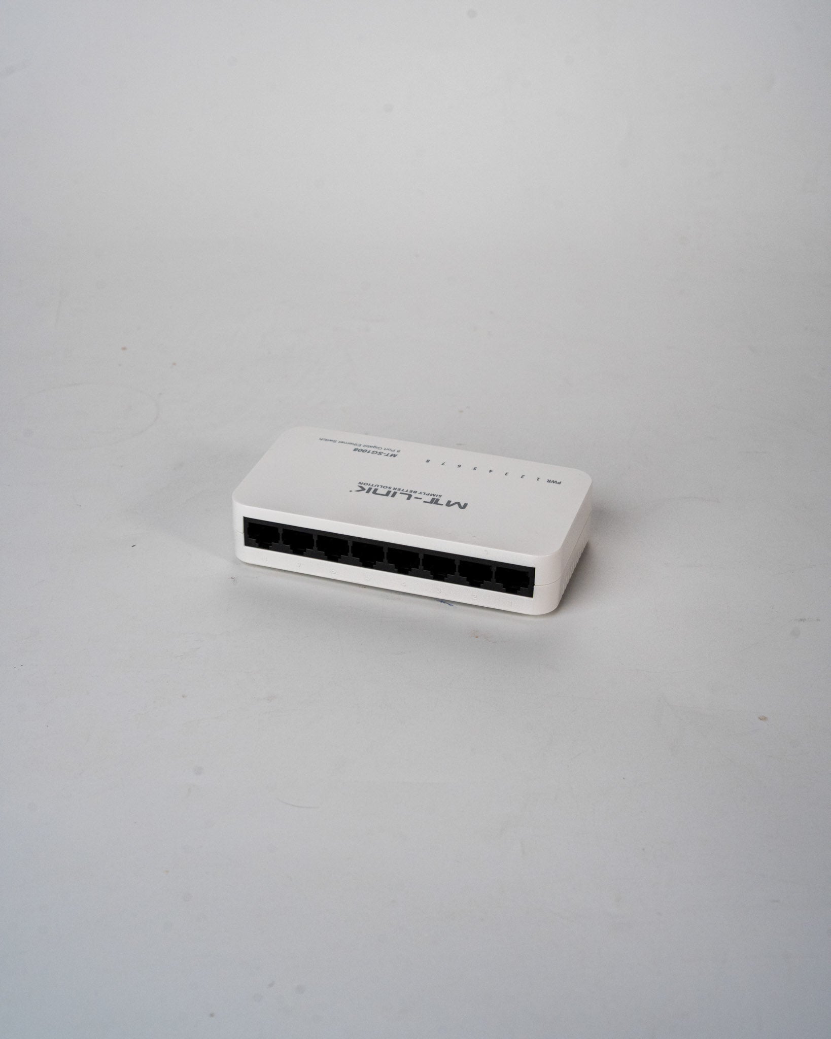 MT-SG1008 - 8 Port Gigabit Desktop Switch plastic case